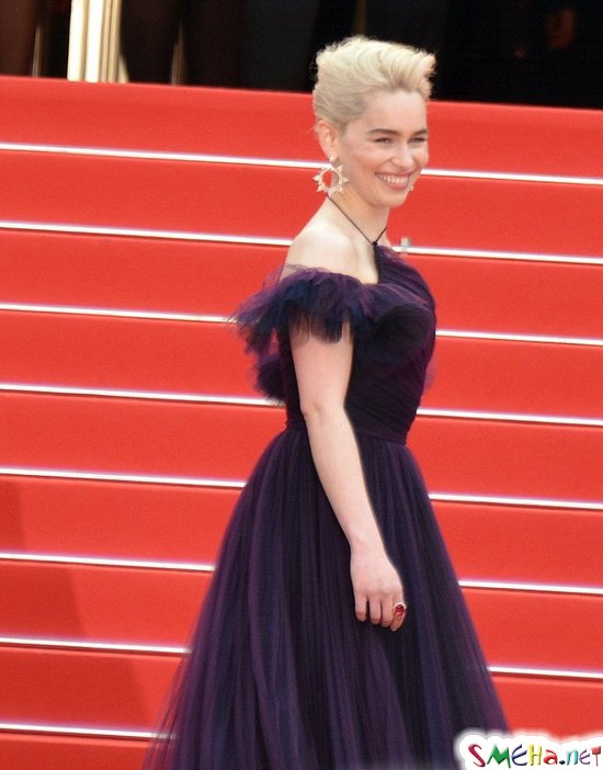 Эмилия Кларк на Каннском кинофестивале в 2018 году.